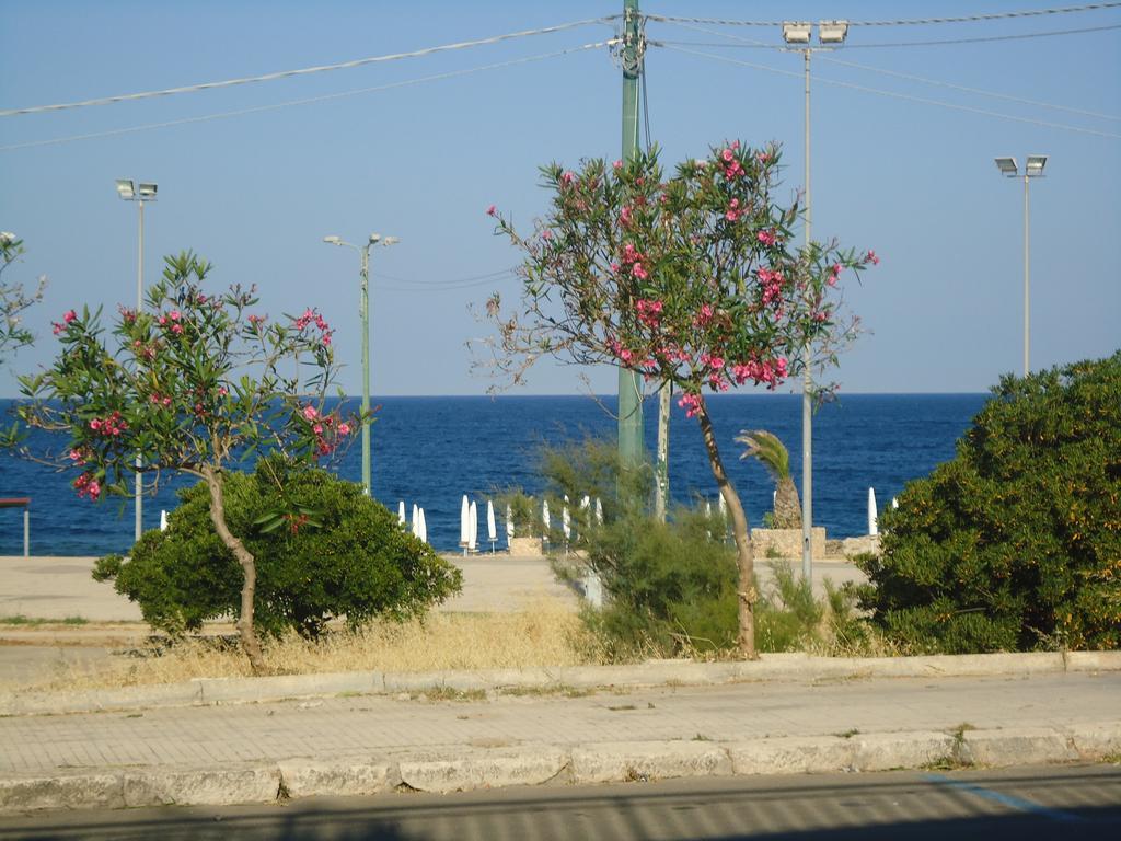 B&B Mareen Santa Maria al Bagno Esterno foto